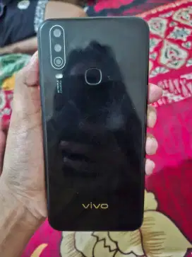 Jual hp vivo 1904 ram 3/32 second batangan