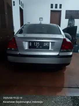 Mobil simpanan.. Kilometer rendah