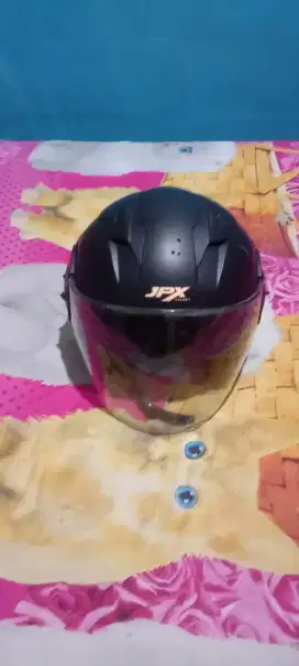 Helm jpx kondisi siap pakai