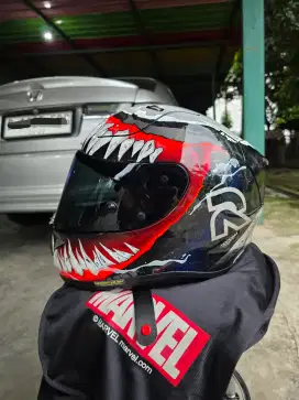HJC RPHA 11 VENOM 2