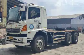 Hino FM 320 TH 6x4