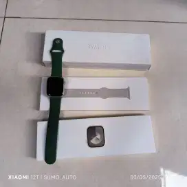 BEKAS KONDISI 85% APPLE WATCH 9 45mm STARLIGHT ORIGINAL