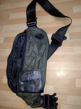 Jual Tas Selempang Pria Calvin Klein