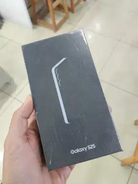 Samsung S25 12/256 New segel box garansi 1 tahun resmi Indonesia