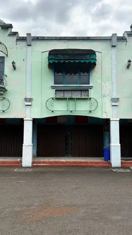 Ruko 2 lt BSD dekat ITC BSD Dijual cepat