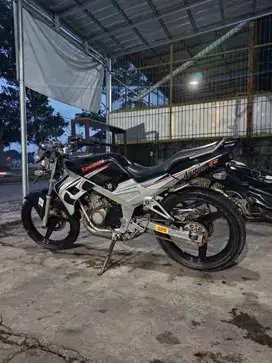 ninja r kiss 2005 surat2 kumplit pajak jalan.