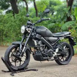 YAMAHA XSR 155 HITAM 2022 KM 10K PAJAK HIDUP