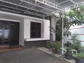 Dijual Rumah Siap Huni Lokasi Strategis di Puridago Arcamanik Bandung