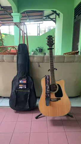 Takamine GD51CE LIKE NEW