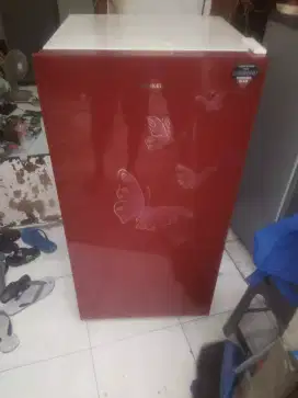 Kulkas 1 pintu sanken normal siap pakai dingin beku nego tipis