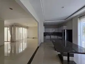 RUMAH THE AVANI CLUSTER DIVENA BSD rumah cakep surat SHM