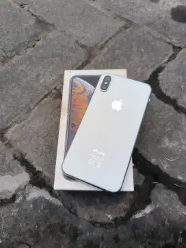iPhone Xs 64gb silver