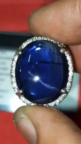 Natural Blue Sapphire Thailand 14.7 ct Royal Blue Sapphire