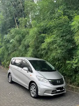 Honda Freed 2013 Bensin