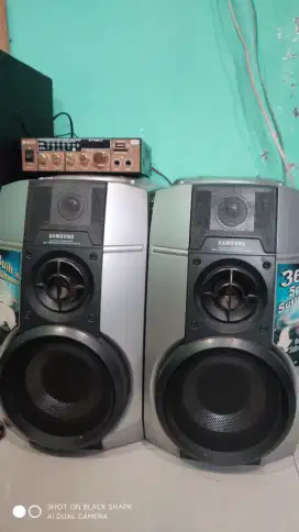 Speaker bisa karaoke