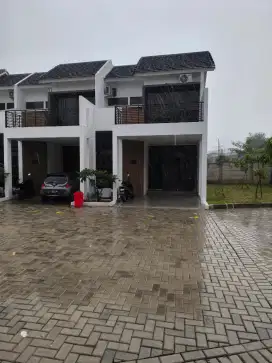 Rumah dijual di karawaci cicilan terjangkau akses tol