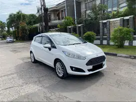 Dp 12jt - Ford fiesta 1.5 S sport matic 2013 putih || 2014
