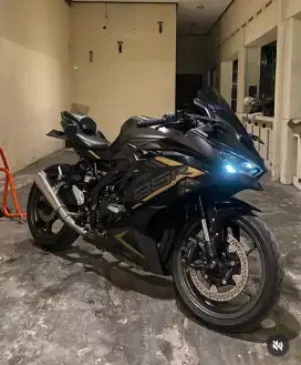 Kawasaki ZX25R 2022