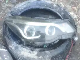 Headlamp,lampu depan Mobil, Lampu mobil