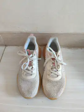 Sepatu Kanky Hiro Nakano