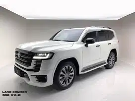 TOYOTA LAND CRUISER 300 VX-R 2024 WHITE ON BLACK
