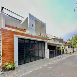 Rumah Baru Dalam Komplek Dekat Tol Simatupang