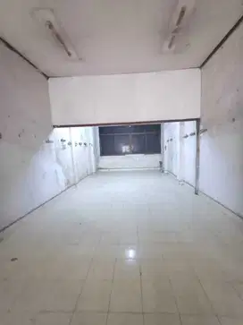 Ruko bisnis 1 kamar tidur hadap timur