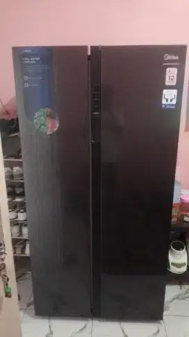 Kulkas dua pintu