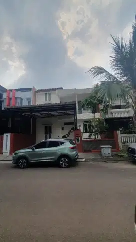 Disewakan Rumah 2 Lt full furnish Cluster Sapphire Gading Serpong