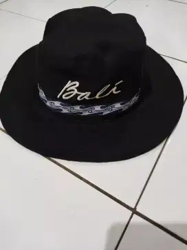 [Preloved]Topi Bucket Wanita Pria Bordir Corak Bali