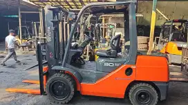 Forklift Toyota 3 Ton,Matic,3 Meter,1DZ-II,Low HM,8FD30,Tahun 2021