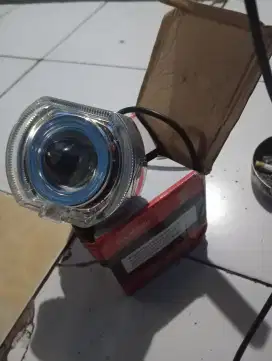 Lampu fariasi motor