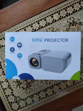 Proyektor mini portable cherlux c11