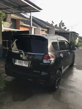 Jual mobil ertiga