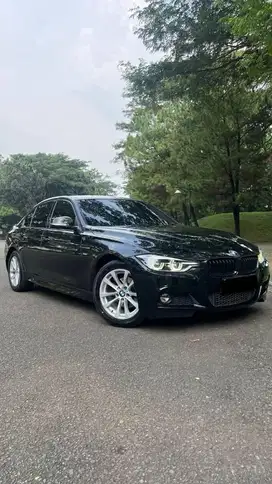 BMW F30 320i Facelift Sport LCI Thn 2016 KM 50rb!