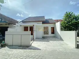 RUMAH SIAP HUNI, DEKAT RING ROAD TIMUR DI BANGUNTAPAN