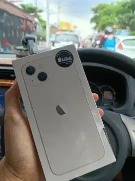 Apple iPhone 13 128gb new BNIB starlight putih white garansi resmi