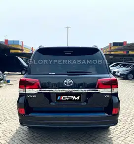 Toyota Land Cruiser VXR 2019/ 2020 KM 30rb ANTIK Toyota LC200 LC 200