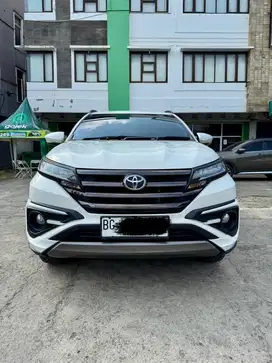 Toyota rush 2023 tipe s 1.5 M/T GR sport
