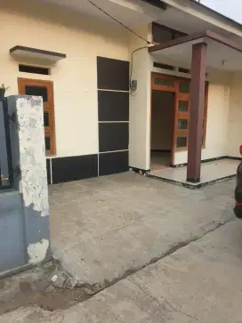Rumah minimalis di lokasi tenang, harga ramah di kantong