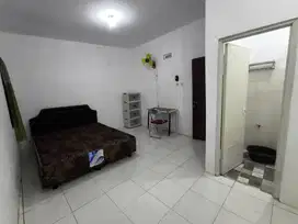 Kost putri 25m2 furnished toilet dan dapur pribadi dkt Kalam Kudus