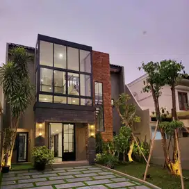 Dijual Rumah 2 lt Brand new Siap huni di Versailles BSD