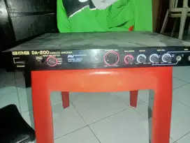 Amplifier BMB DA 200