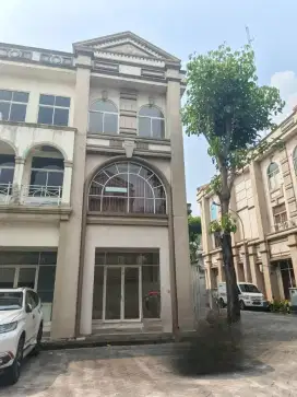 Dijual dan disewakan Ruko Hook 3 Lantai di Grand Galaxy Bekasi