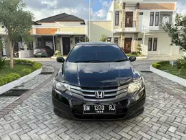 JUAL MOBIL SATU TANGAN DARI BARU