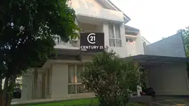 Dijual Rumah Hook Strategis di Discovery Bintaro Sektor 9(1166-SN HJ)
