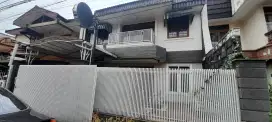 Disewakan Rumah strategis Buahbatu/turangga untuk Rumah tinggal/Kantor