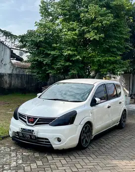 Nissan Grand livina 2014 Bensin