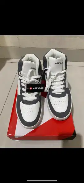 Airwalk grey original