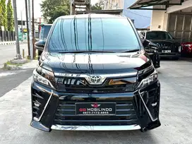 Toyota Voxy 2.0 Automatic Th 2019